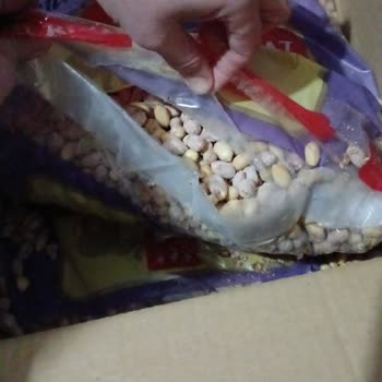 Açık Poşetler, Tozlu Ve Çiğ Fıstık, Şikayetime Cevap Gelmemesi