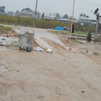 Koza Mahallesi’nde Altyapı Eksikliği Çamurlu Yolları Hayatı Durduruyor