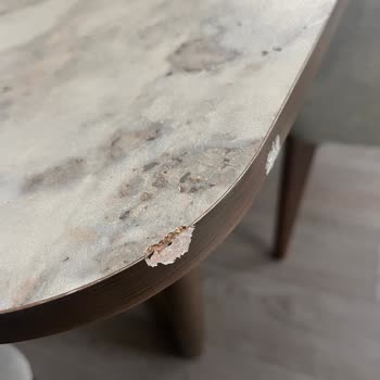 Kelebek Mobilya’da Teslimat Sonrası Hasarlı Masa Tablası Ve Uzun Çözüm Bekleyişi