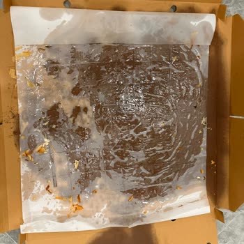 Aşırı Yağlı Su Böreği Ve Cevapsız Telefon Yenisi İsteniyor