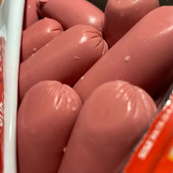 İstanbul A101 Markette Keskinoğlu Sosislerinde Baloncuklu Görünüm Ve Gıda Güvenliği Sorunu