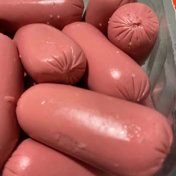 İstanbul A101 Markette Keskinoğlu Sosislerinde Baloncuklu Görünüm Ve Gıda Güvenliği Sorunu