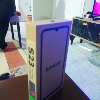 Reeder S23 Pro Max'ta Garanti Sürecinde Ücretli Değişim Talebi Ve Sürekli Kapanma Sorunu