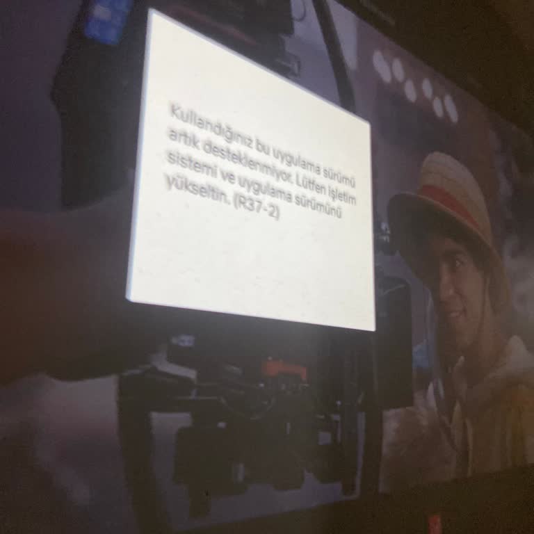 Yazılım Güncellemeleri Kesildiği İçin Projeksiyon Cihazı Kullanılamaz Hale Geldi