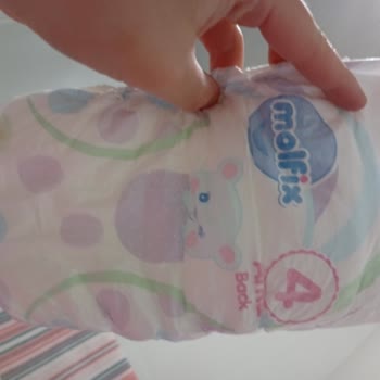 Molfix Bebek Bezinde Orta Kısım Taşması Ve Müşteri Hizmetinde Cevap Yok