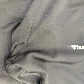 Hummel Eşofmanda Haftada Bir Hafta İçinde Şiddetli Tiftiklenme, Ücret İadesi İstiyorum