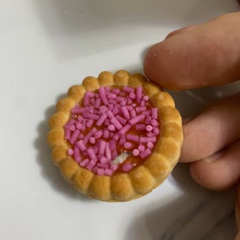 BİM'den Alınan Eti Cin Ürününün Üzerinde Küf Görüldü