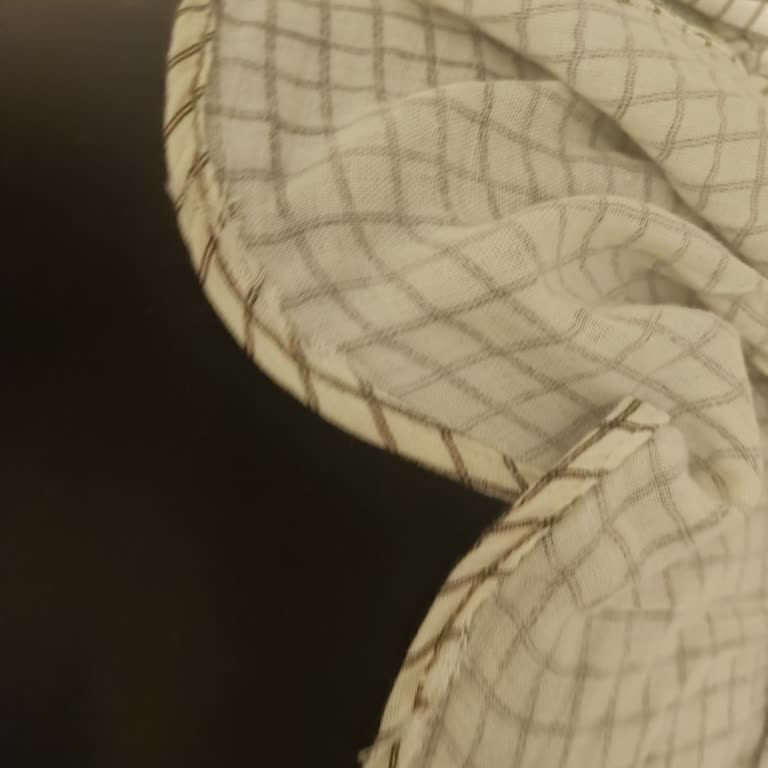 Serdivan AVM LCW Mağazasından Aldığım Bluzun Dikişleri İlk Ütüde Açıldı