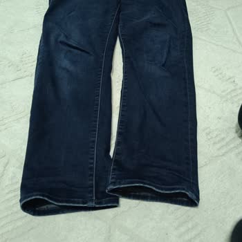 Mavi Mağazasındaki Kesim Hatası Olan Kot Pantolon İçin Değişim Reddi
