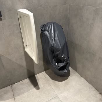 Sultangazi Habibler Şubesinde Hijyenik Olmayan Ortam Ve Çözümsüz Tuvalet Sorunu