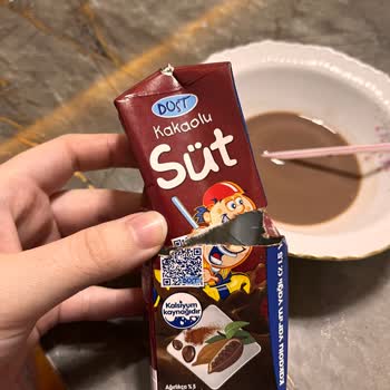 BİM Dost Kakaolu Sütte Yabancı Cisim Ve Sağlık Tehlikesi