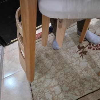 Altı Aylık Teslimat Gecikmesi Ve Art Arda Kırık Mobilya Ürünleri