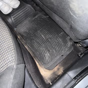 İç Yıkama Ücreti Alındı, Araç Temizlenmedi Ve Yetkili Bulunamadı