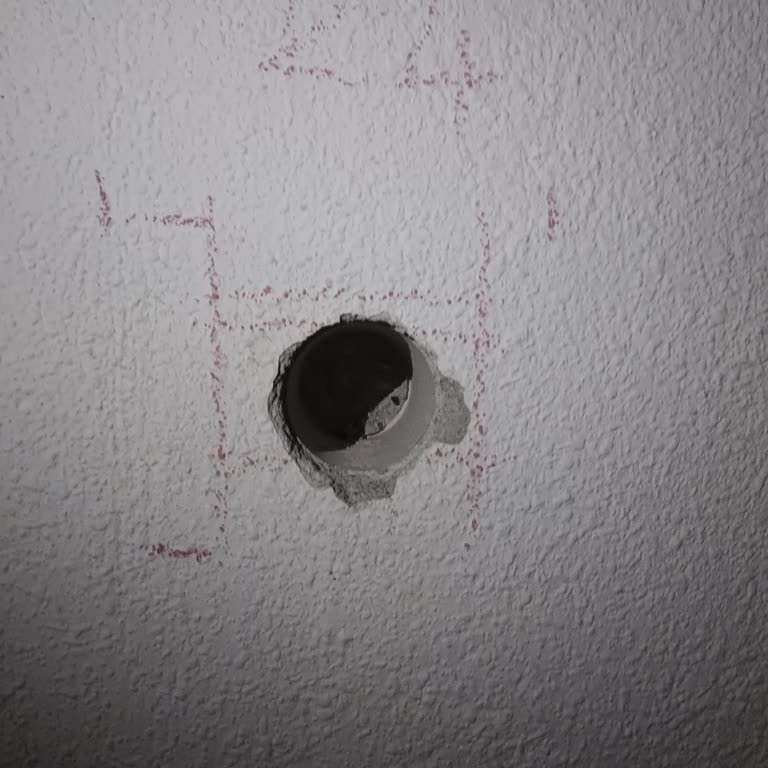 Deprem Testi Gibi Geçici Gerekçelerle Yurt Blok Değişikliği Ve Şeffaf Açıklama Talebi