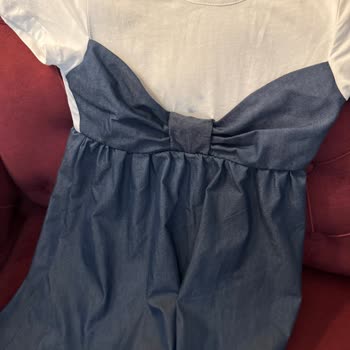 DeFacto’da Renk Aşınması Nedeniyle Bayram Elbisesi Kullanılamaz Hale Geldi