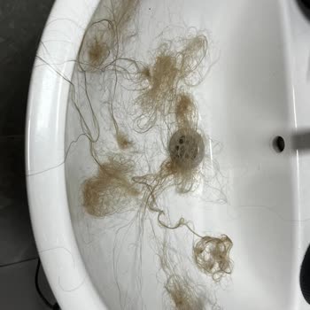 Kalitesiz Sentetik Saç Ve İade Talebi