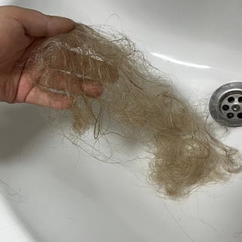 Kalitesiz Sentetik Saç Ve İade Talebi