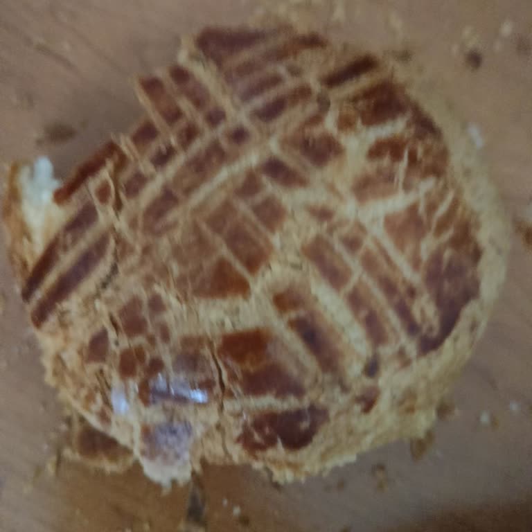 Bayram Kahvaltısında Düşük Kalite Börek Ve Eksik Hijyenik Hizmet