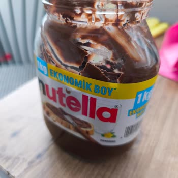 Nutella Kavanozunda Böcek Yumurtası Görüldü, Sağlık Endişesi