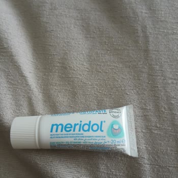 Marmara Üniversitesi Diş Hekimliği Fakültesi’nde Süresi Geçmiş Diş Macunu Dağıtımı