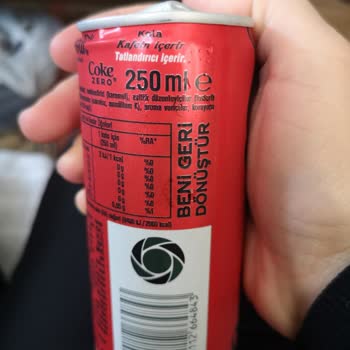 Coca-Cola Zero Tenekelerinin Hasar Görmesi Tüketiciyi Endişelendiriyor