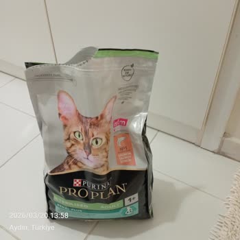 Pet Merkezi Satın Alınan Pro Plan Mama Sahte, Renk Ve Ambalaj Farklı, Kedim Yemedi