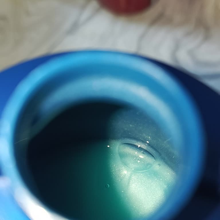 Solicito cambio de Clear Men 3 en 1 por botella a medio vacía