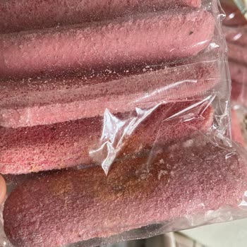 Açılmamış Ve Son Tüketim Tarihi Geçmemiş Pesotti Çilekli Kedi Dili Küflendi