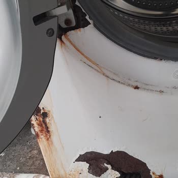 Garanti Kapsamındaki Beko Çamaşır Makinesinde Paslanma Sorunu Kabul Edilmiyor