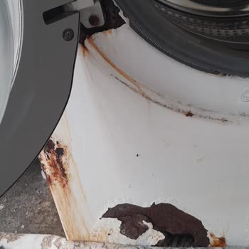 Garanti Kapsamındaki Beko Çamaşır Makinesinde Paslanma Sorunu Kabul Edilmiyor