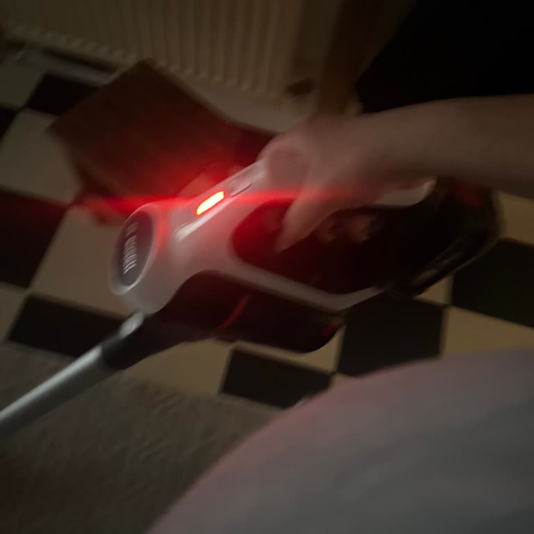 Bosch Şarjlı Süpürge Bataryası 1,5 Yılda Bitti, Garanti Değişim Talebi