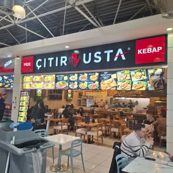 Çocuklu Aileye Masada Yer Vermeyi Reddeden Kipa Şubesi