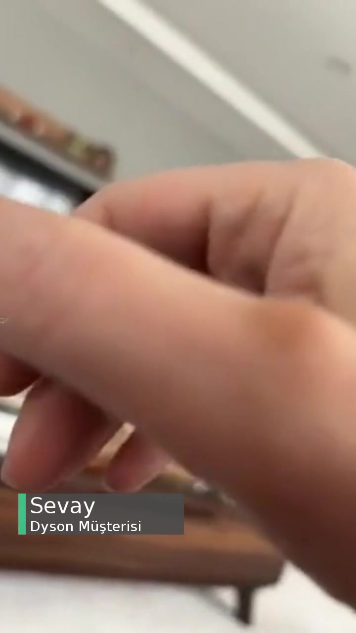 Dyson Süpürge Elimi Nasır Yaptı! videonun kapak resmi
