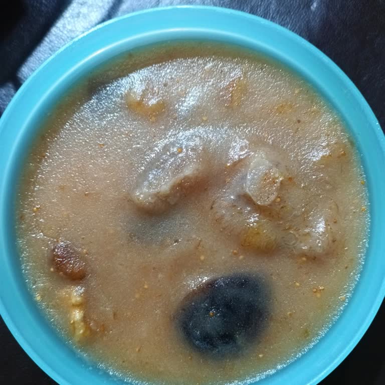 Peynirci Baba Şubesinde İncir Reçeli Katılaştı Ve Tüketilemez Hale Geldi