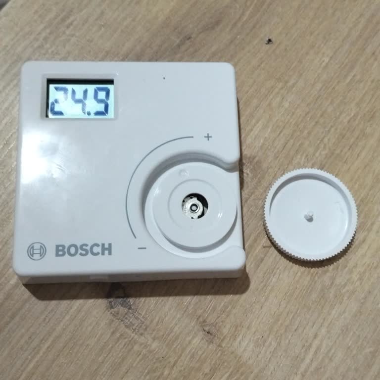 Küçük Düğme Kırığı İçin Parça Bulunamıyor, 3500 TL Tam Değişim Teklifi