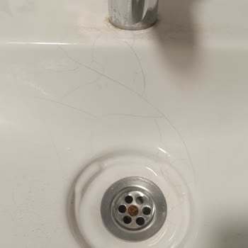 Kılcal Çizik Ve Çatlak Sorunu Nedeniyle Lavabo Değişim Talebi