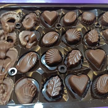 Ülker Buklet Kakaolu Çikolatanın Bayat Ve Aşırı Erimiş Olması