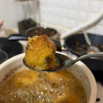 Metro Büyük Market'te Silinmiş Son Kullanma Tarihli İçli Köfte Satışı Ve Dağılma Sorunu İade Talebi