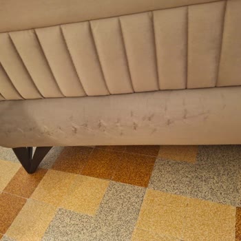 Damla Dizayn'dan Teslim Edilen Koltuk Takımında Yırtık Ve Deformasyon, Uzun Süre Çözüm Bekleyişi