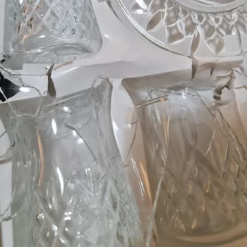 Kırık Çay Bardağı Seti İadesi Reddedildi, Güvenim Sarsıldı