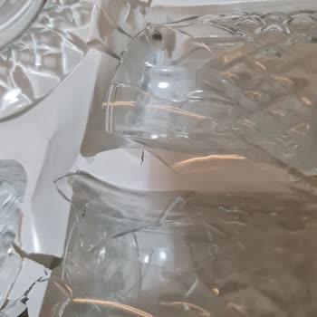 Kırık Çay Bardağı Seti İadesi Reddedildi, Güvenim Sarsıldı