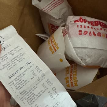 Soğuk Ve Eksik Sipariş, Eksik Soslar, Yanlış Patates Boyutu, Kalitesiz İçecek