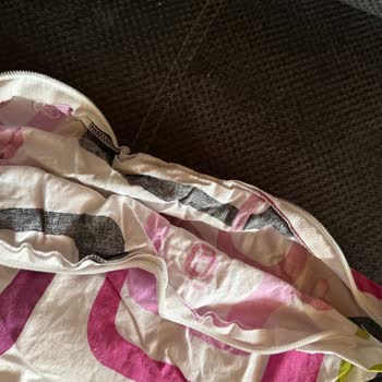 Arçelik Çamaşır Makinesi Giysileri Yırtıyor Ve Yetkili Servis Cevapsız Kalıyor