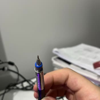 Faber-Castell Vario 0.7 Mekanik Kalem Uçunun Kırılması Ve Yedek Parça Talebi