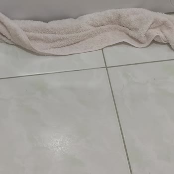 Arçelik Çamaşır Makinesindeki Su Sızıntısı Halımı Yıktı, Ürün İadesi Ve Tazminat Talebi