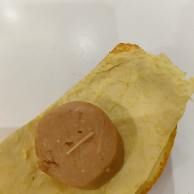 Banvit Jumbo Sosisinde Sert Kemik Parçası Çıktı Ve Çocuğum Yaralandı