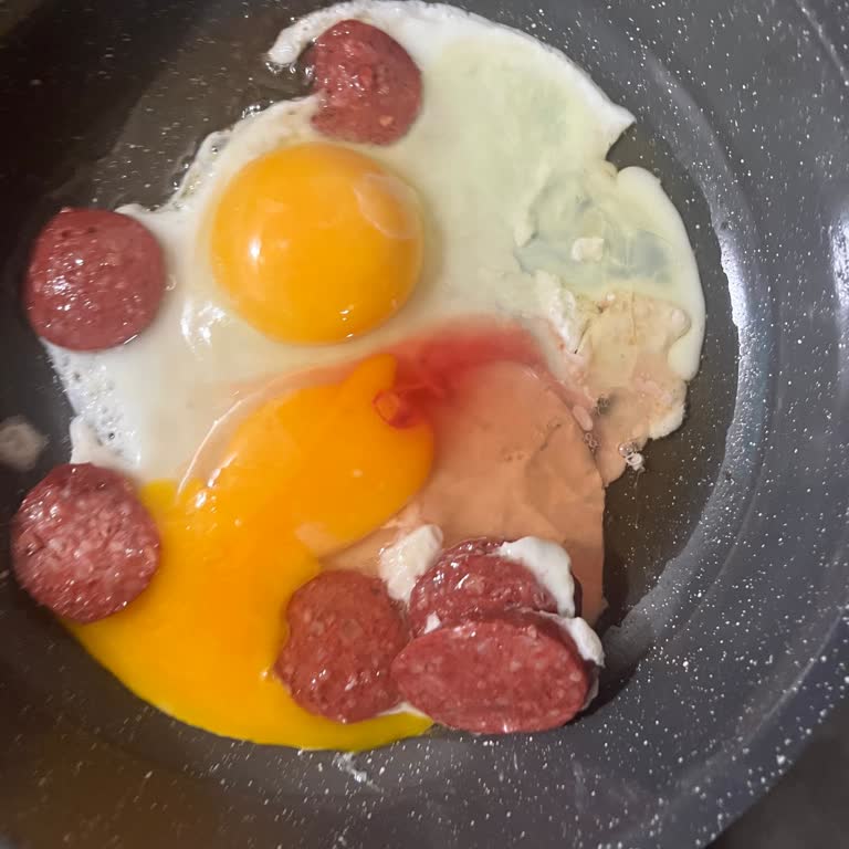 Kanlı Yumurta Satın Aldığım İçin Sağlık Riski Ve İade Talebim