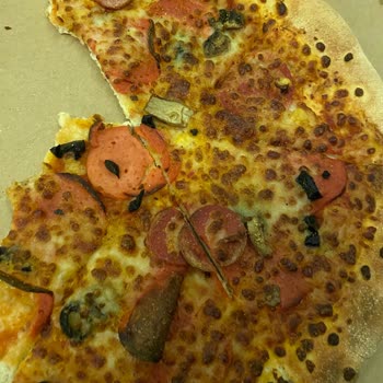 Trendyol GO Üzerinden Domino’s Siparişi Yanmış Ve Eksik, İade Reddedildi