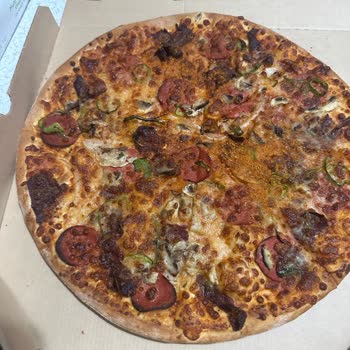 Geç Teslim, Soğuk Ve Yanmış Pizza: Hizmet Ve Ürün Kalitesinde Hayal Kırıklığı