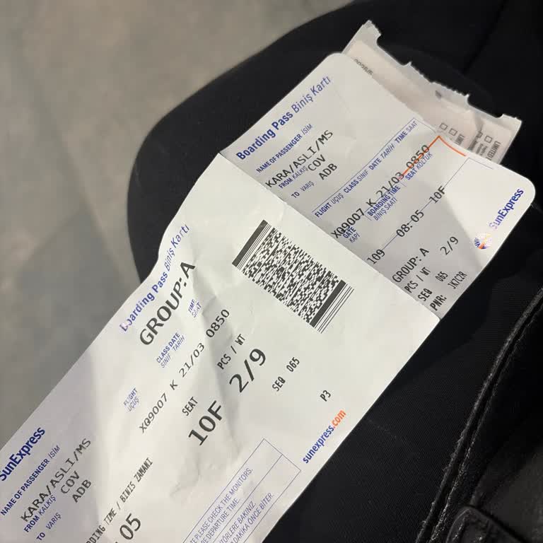 Kapı Kapandığı İçin Uçağa Alınmadım Ve 5 Bin Liraya Yeni Bilet Almak Zorunda Kaldım